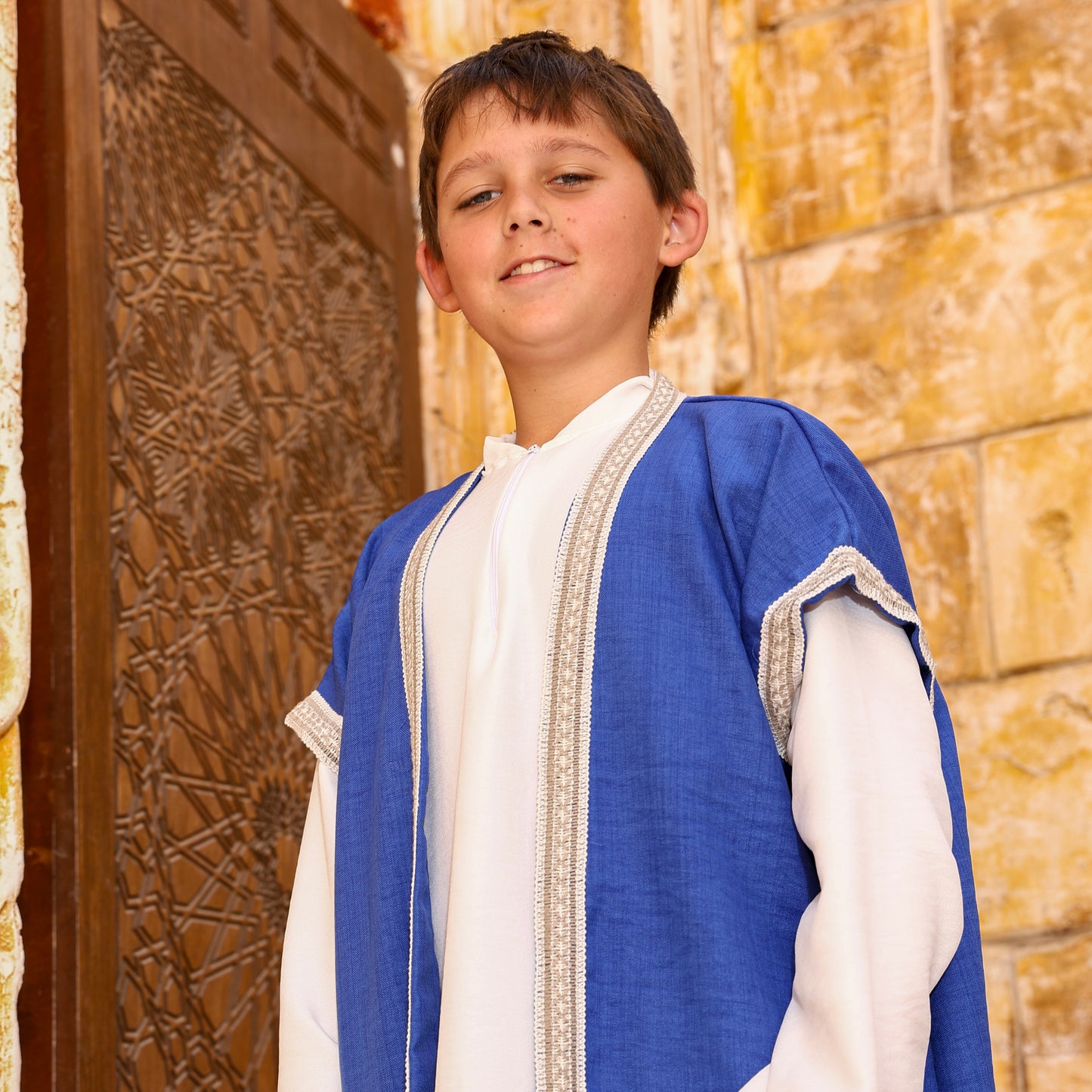 The Monarch 3abaya